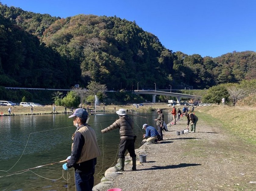 マス釣場