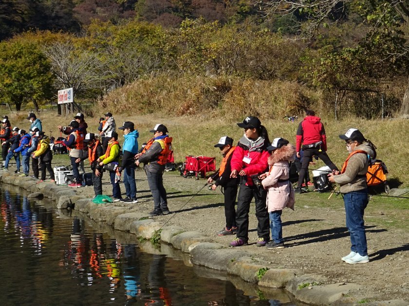 マス釣場